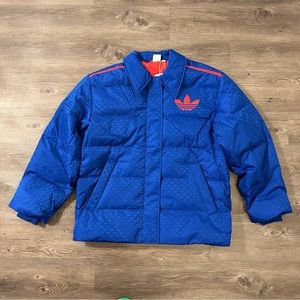 Original Adidas Jacket Womens Blue Puffer Heritage Now Monogram IB2023 Sz M $300